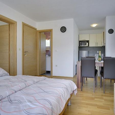 Apartments Kralj Medulin Kültér fotó