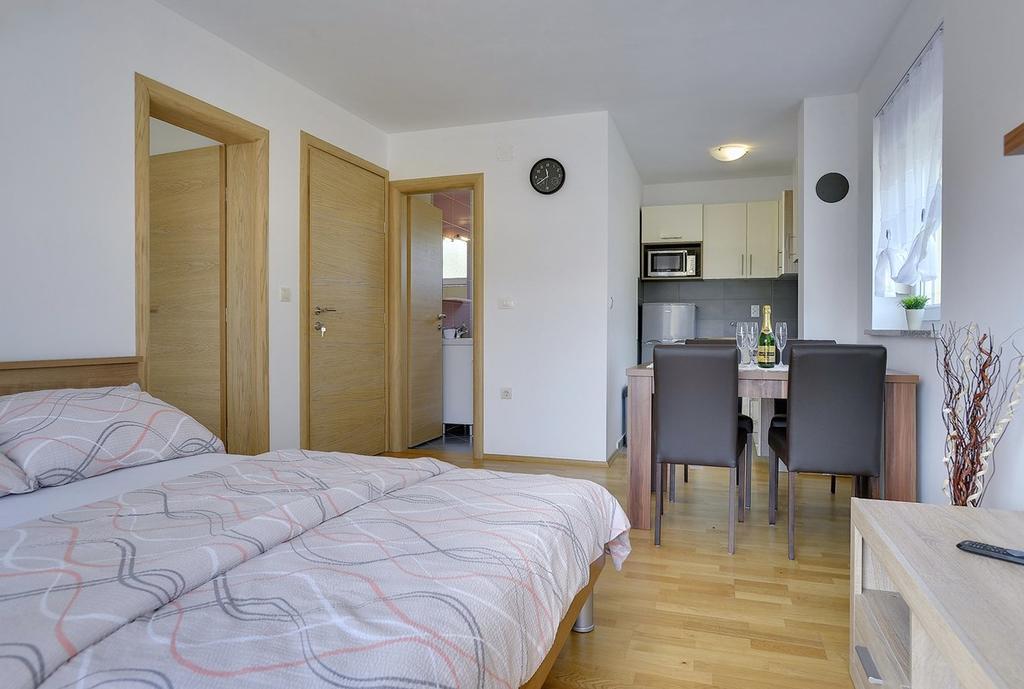Apartments Kralj Medulin Kültér fotó